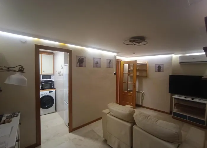 Varone アパート レケナ